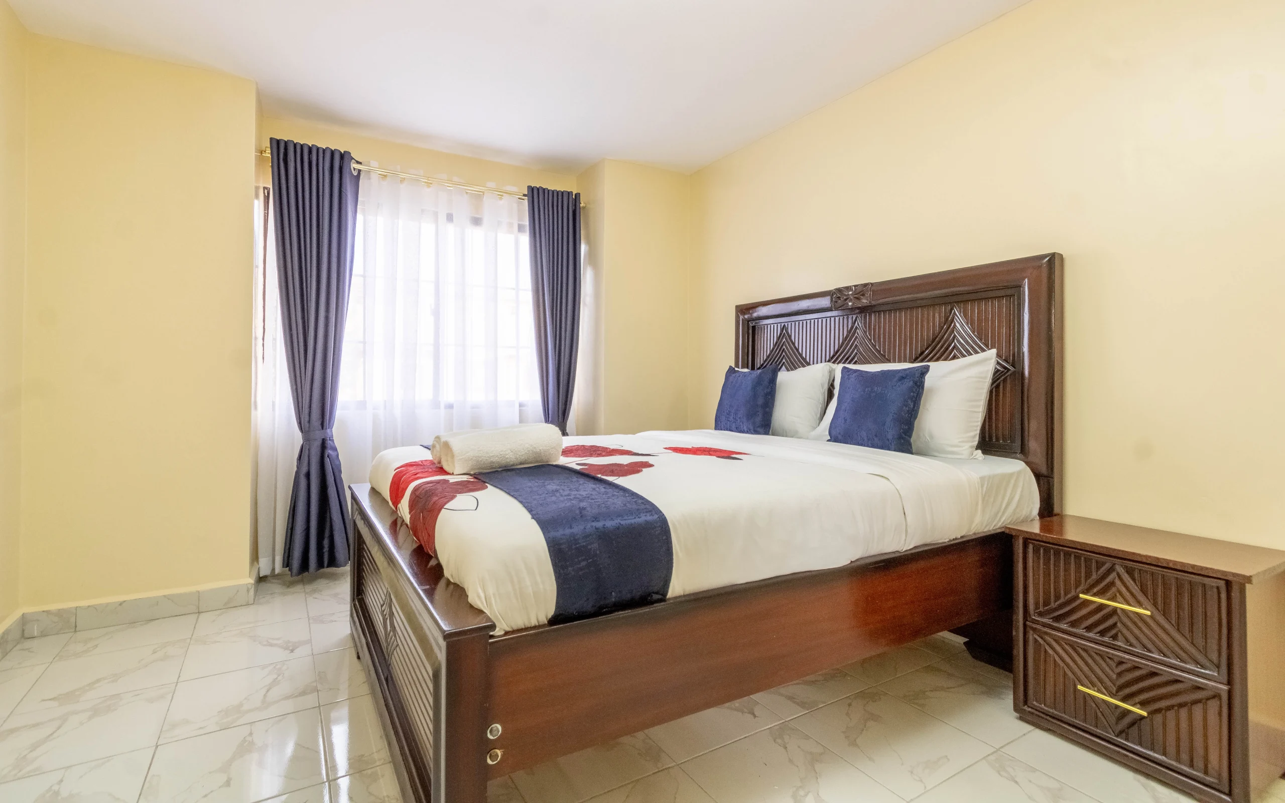 nyayo_estate_furnished_3_bedroom_airbnb (5)